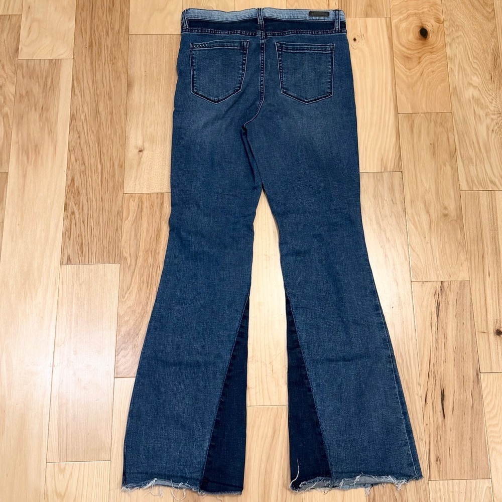Blank NYC The Waverly High-Rise Flare Jeans Colorblock Denim - Picture 2 of 7